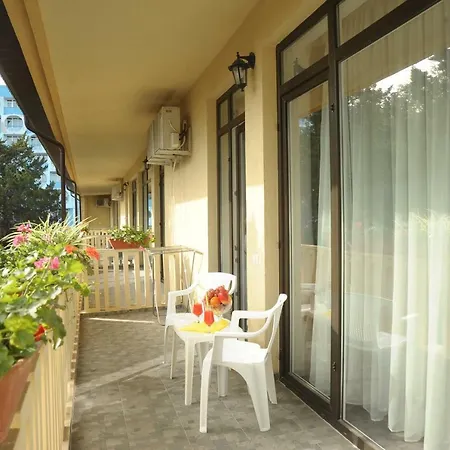 فندق Pinguin إيفوري نورد