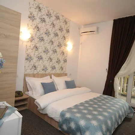 Pinguin 3* Eforie Nord